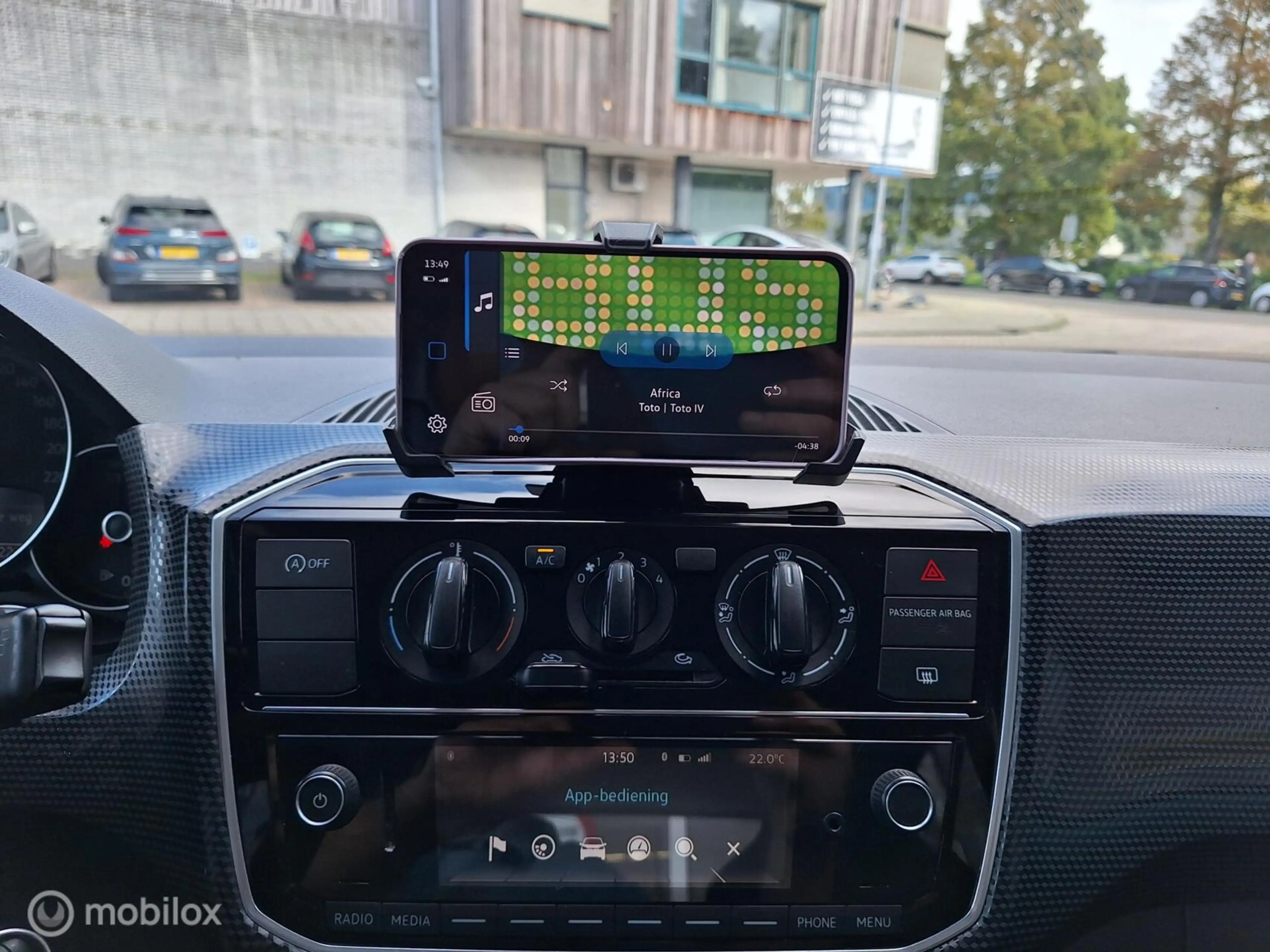 Volkswagen up! 1.0 BMT MOVE UP! • — photo 21