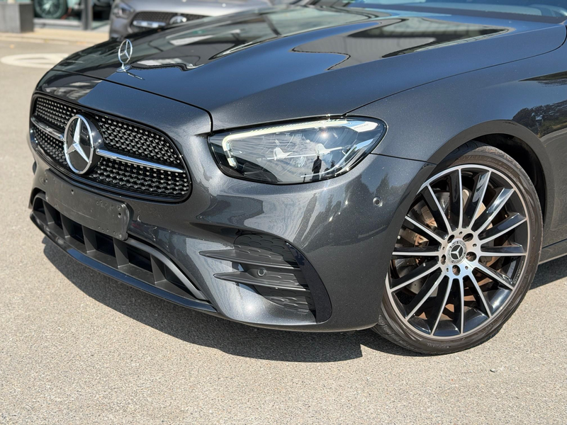 Mercedes-Benz E 200 Berline E d AMG Line — photo 3