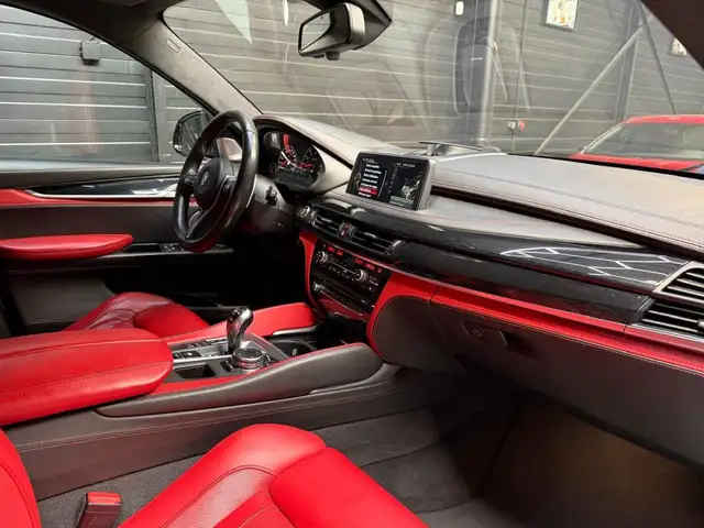 BMW X6 view 15