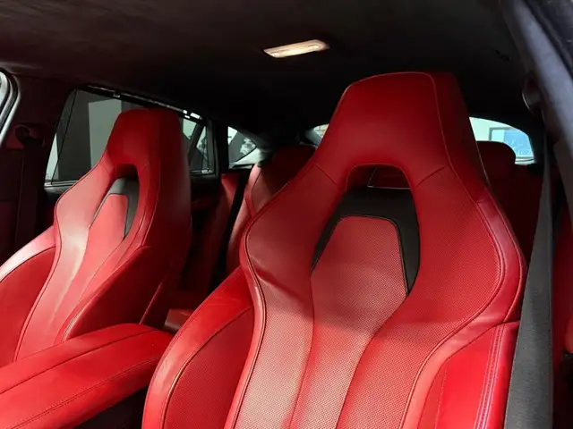 BMW X6 view 10