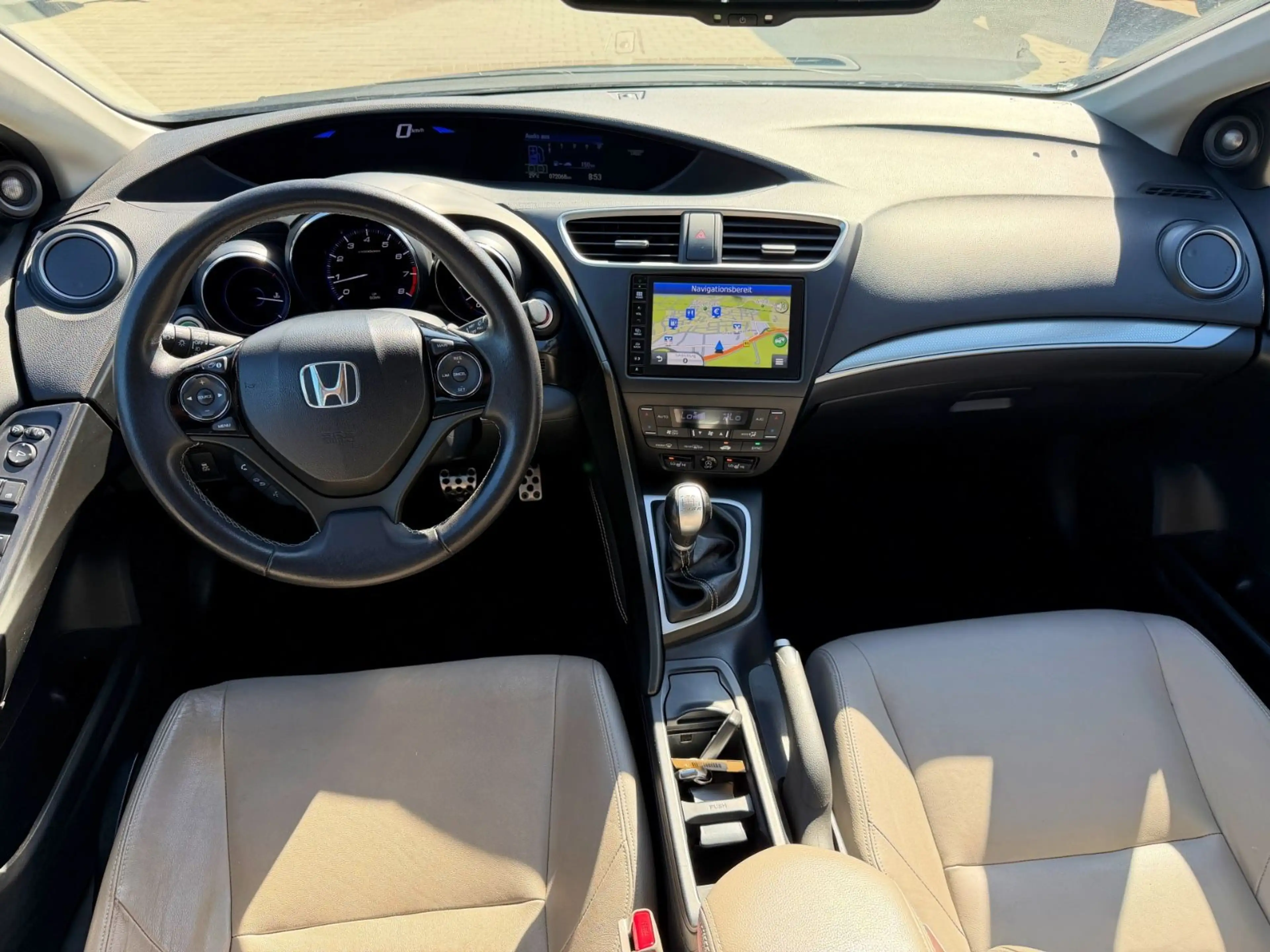 Honda Civic Lim. 5-trg. 1.8 Executive/NAVI/BLUETOOTH — photo 12