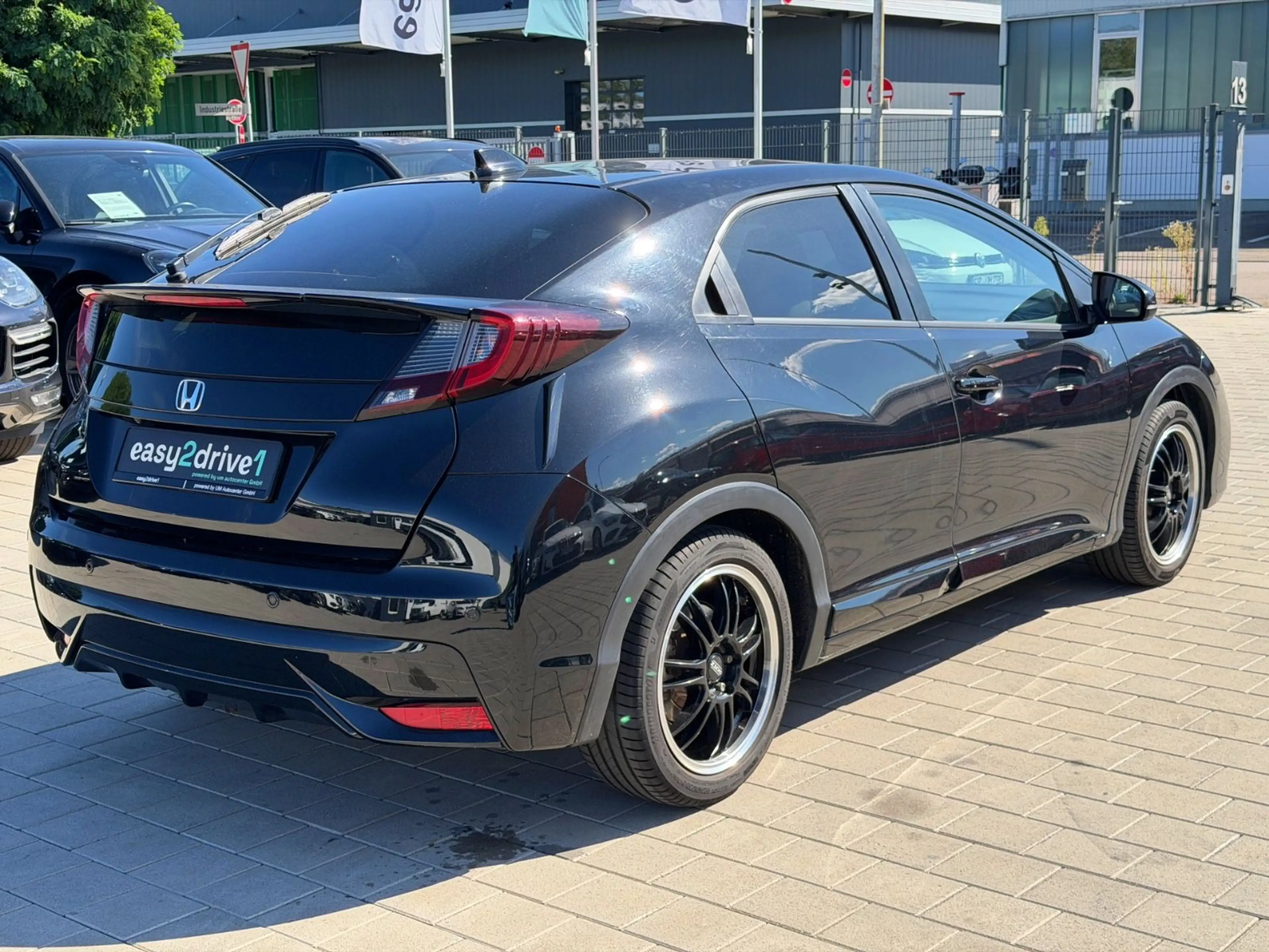 Honda Civic Lim. 5-trg. 1.8 Executive/NAVI/BLUETOOTH — photo 6