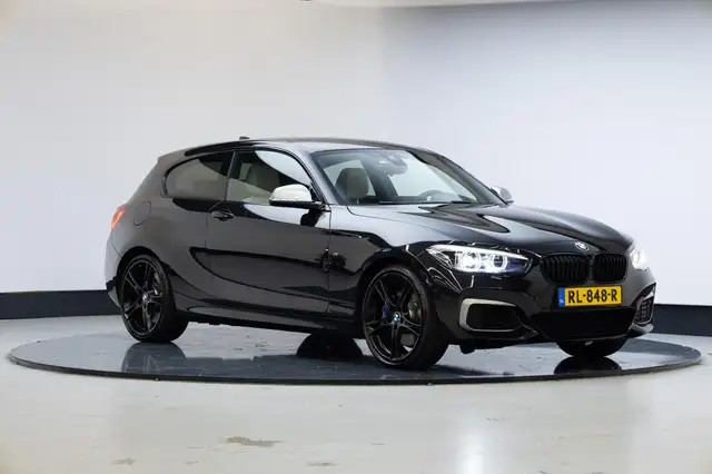 BMW 140 1-serie M140i Edition Shadow Executive