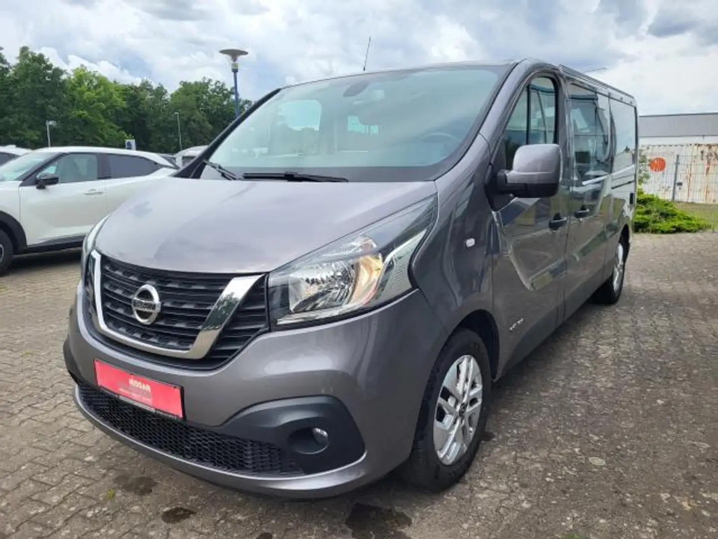 Nissan NV300 CAMPINGAUSBAU NAVI AHK KAMERA L2H1 Szary - 2