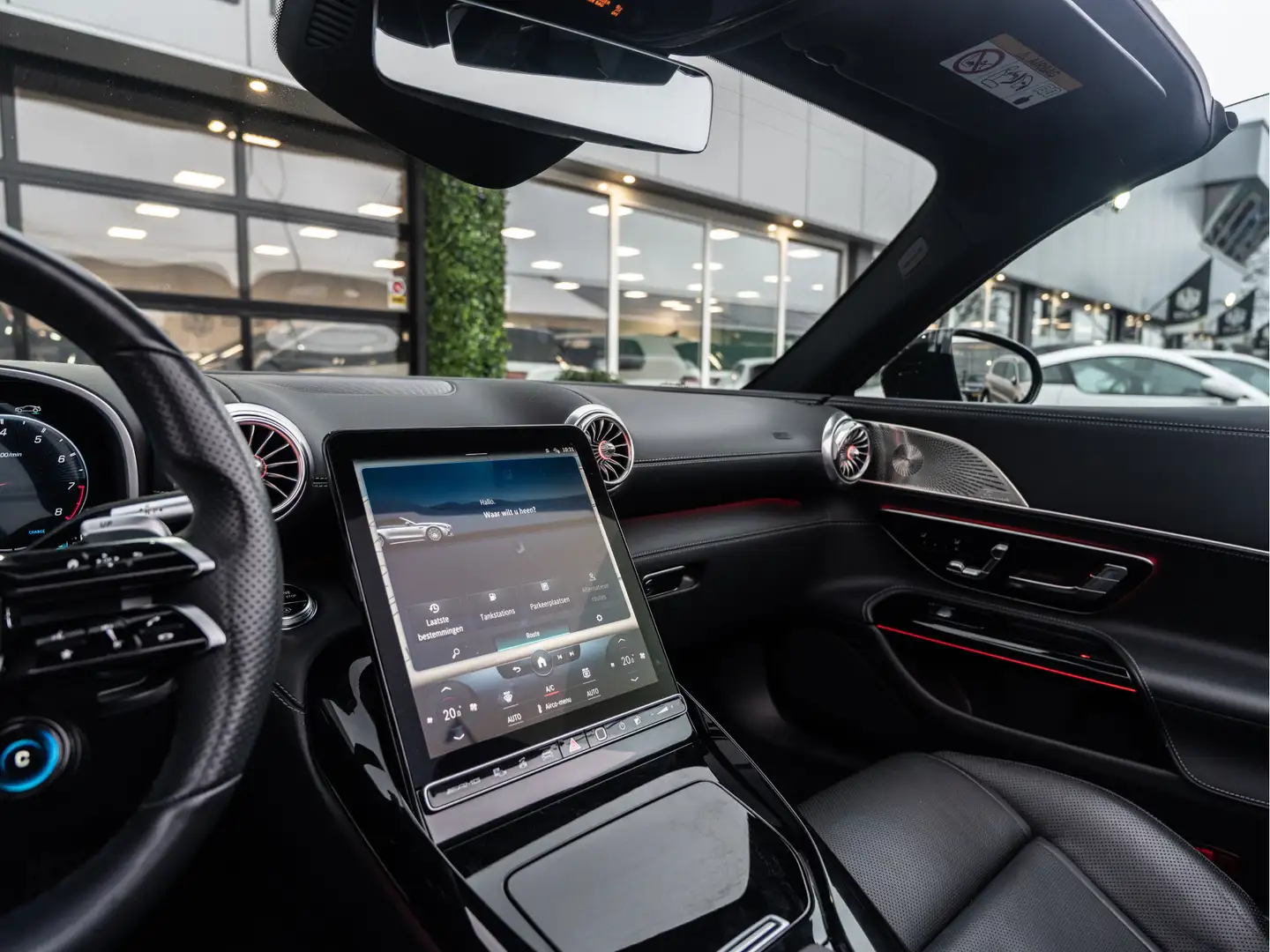 Mercedes-Benz SL Roadster AMG 43 | AMG Night 2 |  Premium Plus | Drive Assist | Schwarz - 2