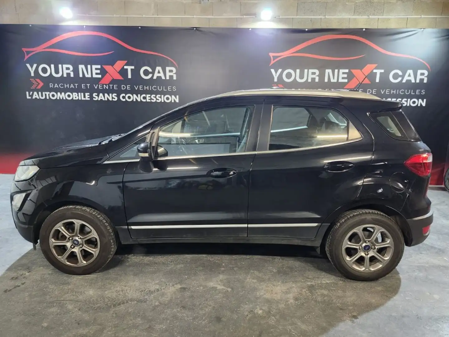 Ford EcoSport 1.0 ECOBOOST 125 TREND Zwart - 2