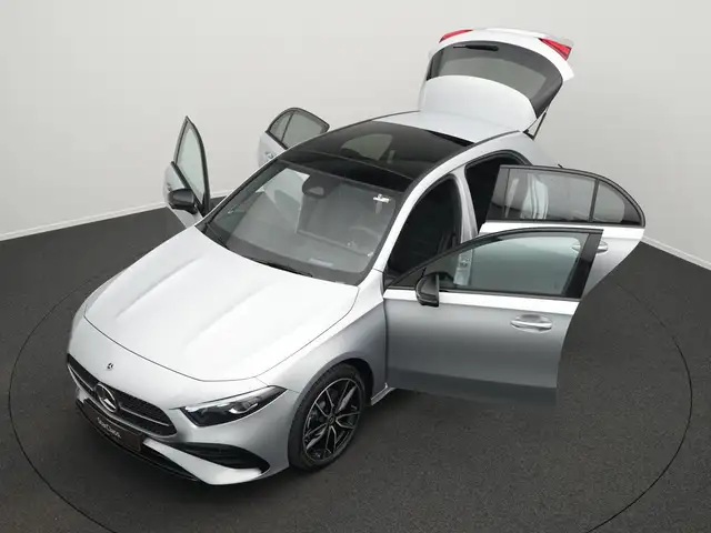 Mercedes-Benz A-Class view 14