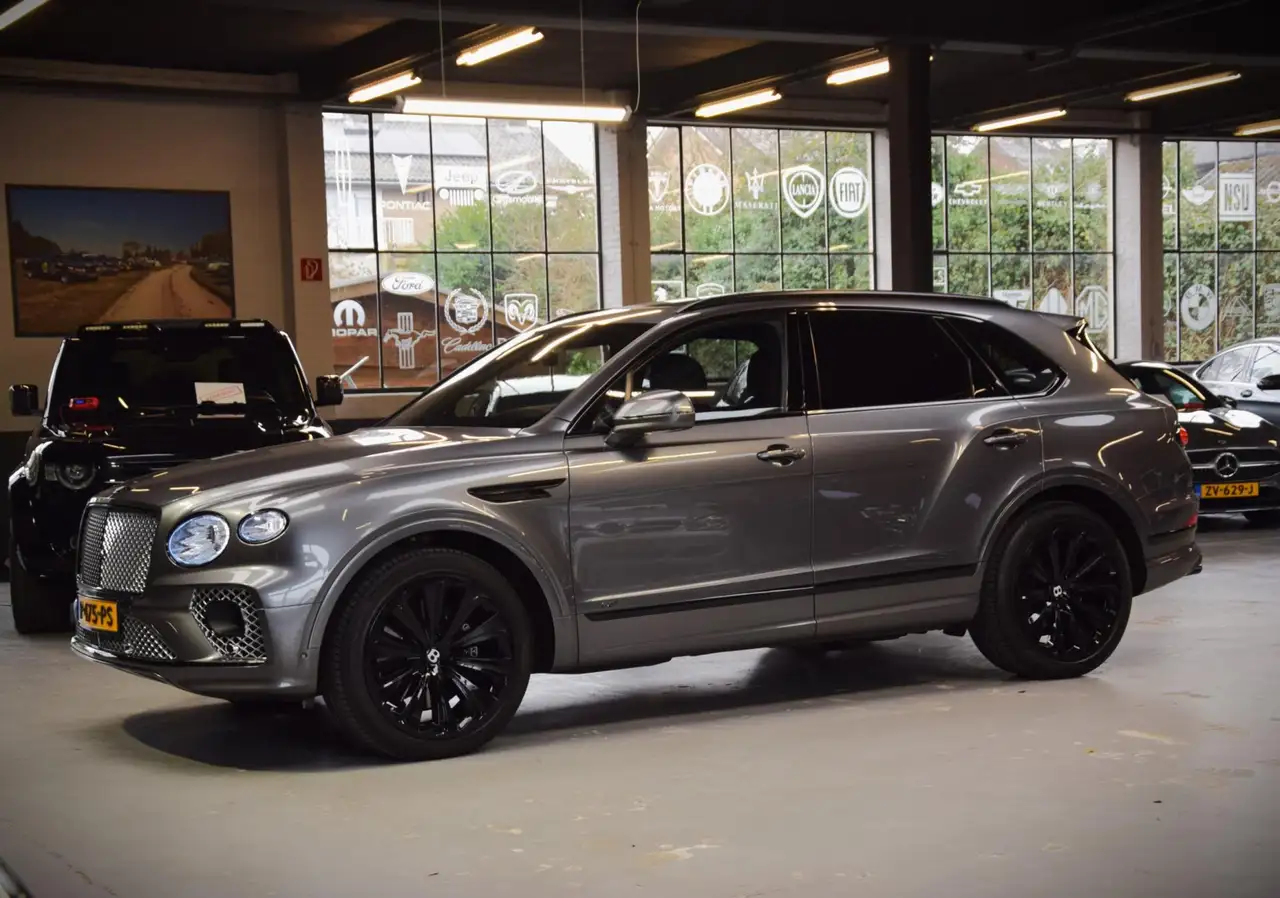 Bentley Bentayga 2022