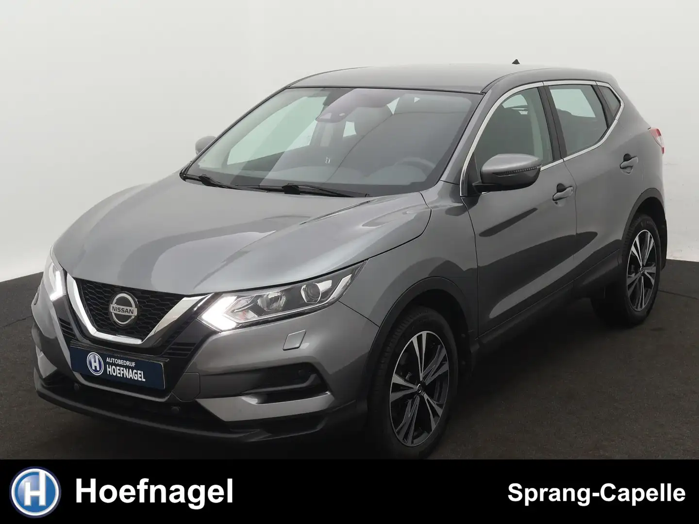 Nissan Qashqai 1.3 DIG-T Visia | Camera | Cruise | Bluetooth Grijs - 1
