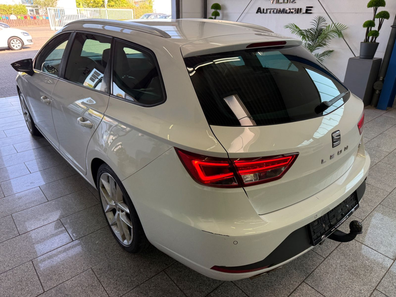 SEAT Leon 2.0 TDI*ST*FR*AUT*LED*CAM*SOUND*NAVI*ALCAN — photo 9