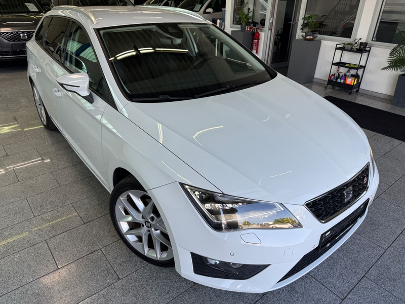 SEAT Leon 2.0 TDI*ST*FR*AUT*LED*CAM*SOUND*NAVI*ALCAN — photo 4
