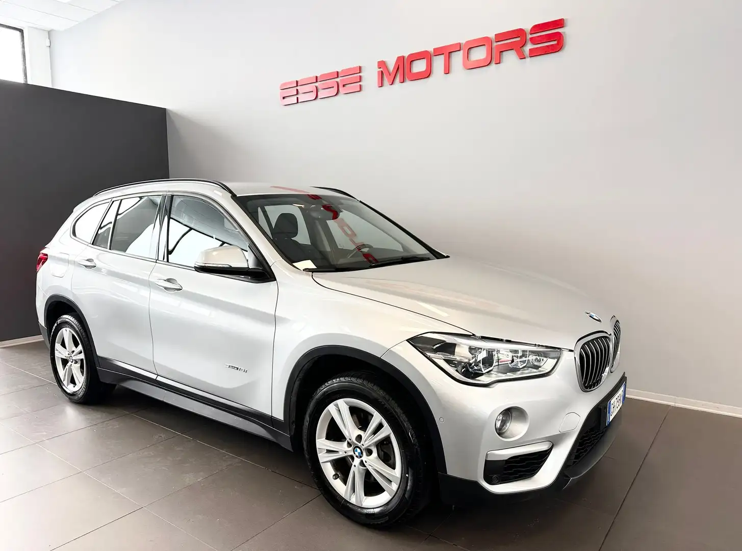 BMW X1 ADVANTAGE - FARI LED - CERCHI 17 -BAULE ELETTRICO- Argent - 1