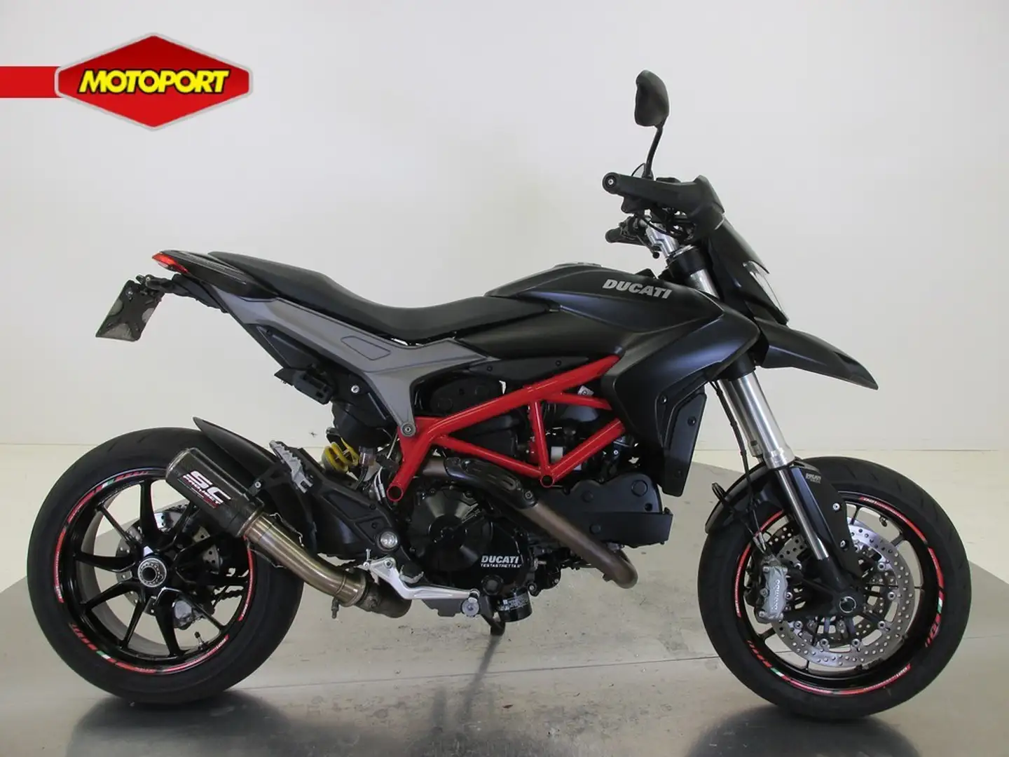 Ducati Hypermotard 821 Zwart - 1