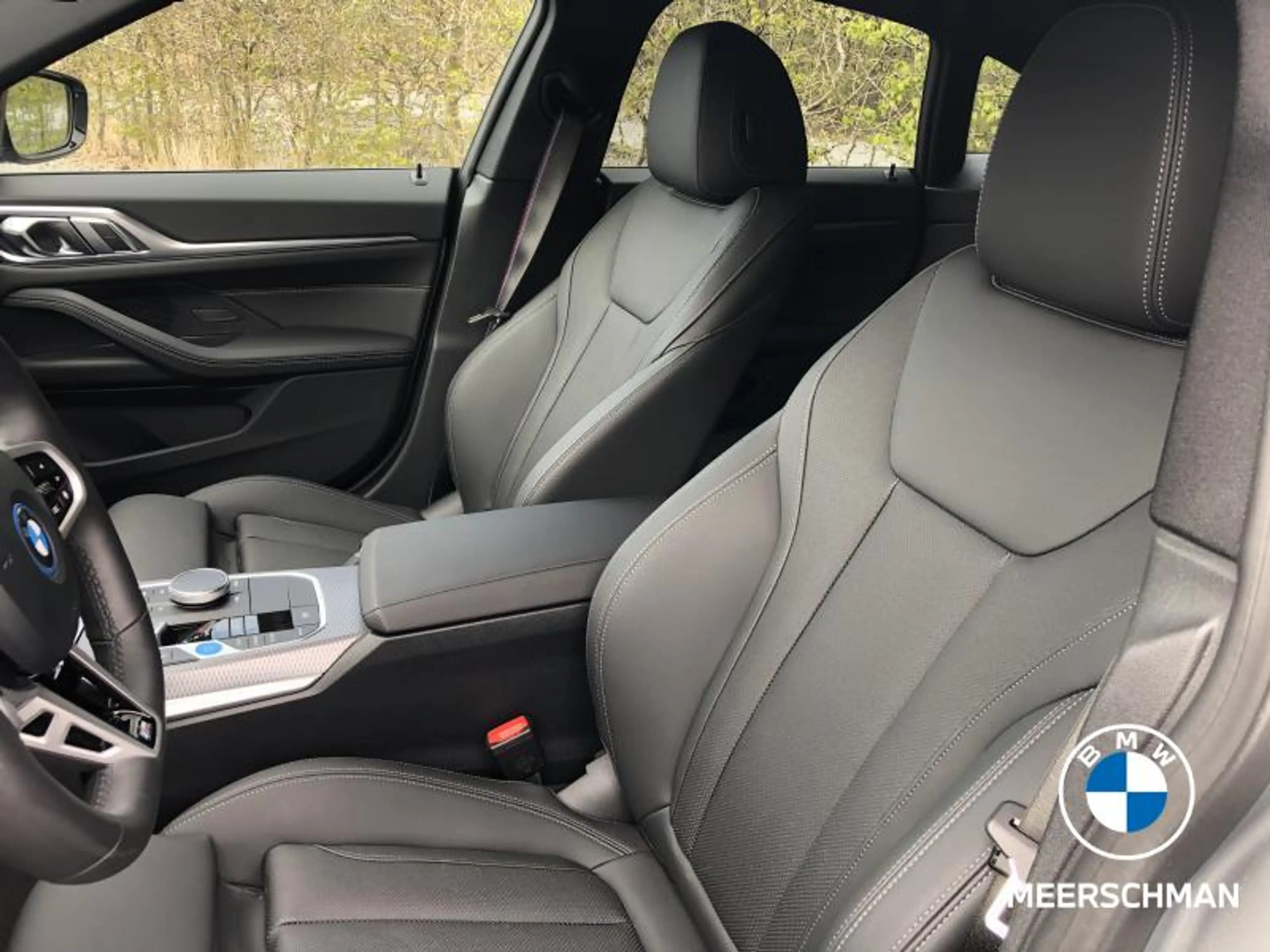 BMW i4 Msportpro matcolor actcruise comf cam hifi heateds — photo 12