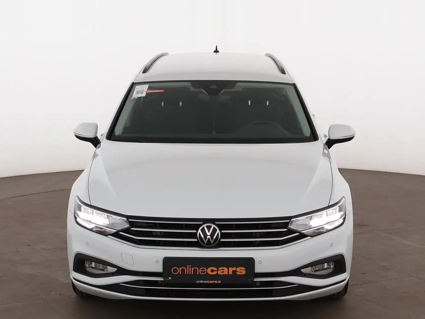 Volkswagen Passat Variant 2.0 TDI Business LED RADAR NAVI Weiß - 2
