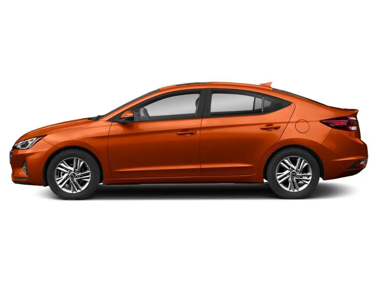 Hyundai ELANTRA photo Hyundai ELANTRA