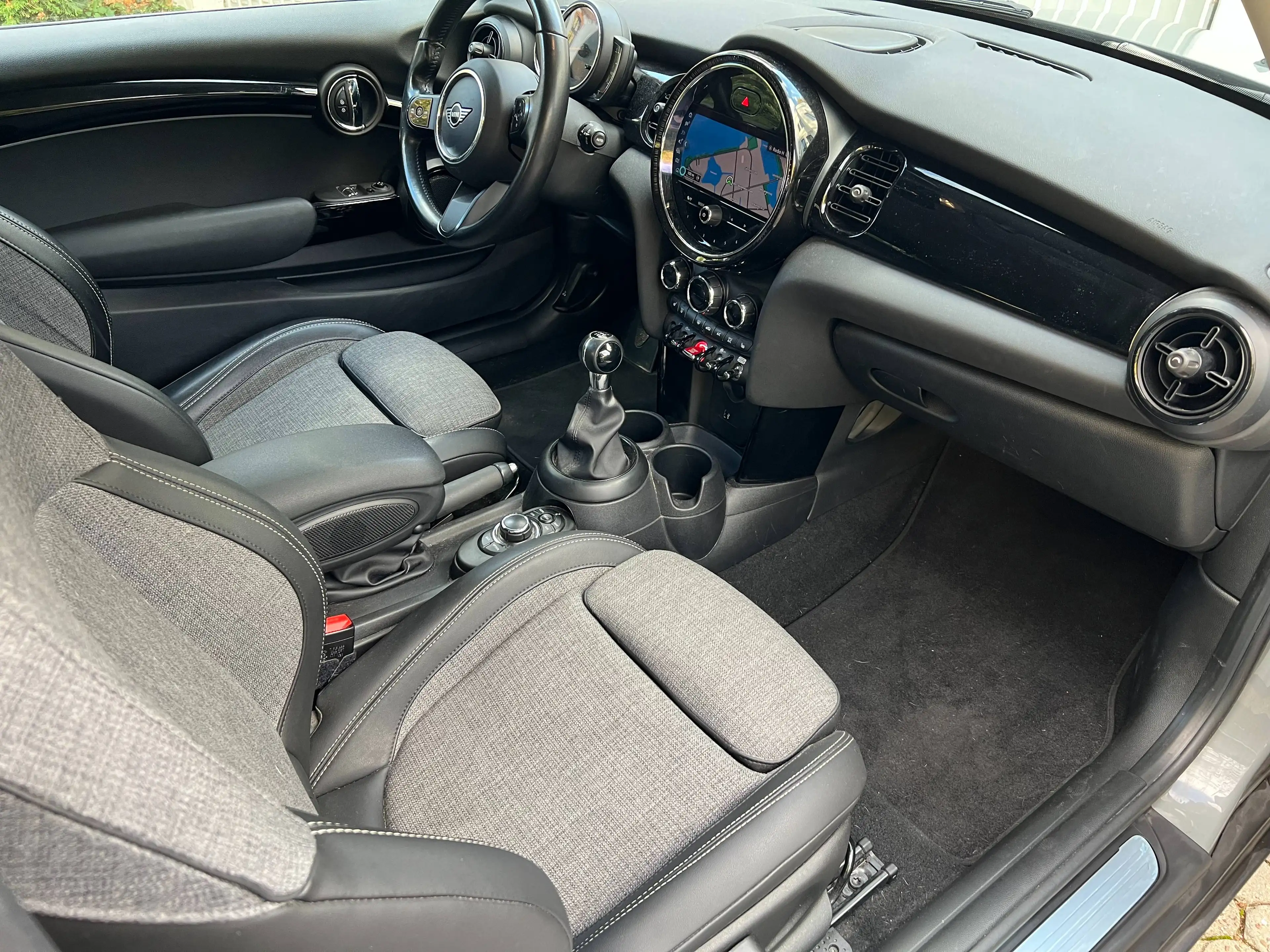 MINI One MINI One Classic Trim/1.Hd/gr.Navi/AppleCP/Teilld/PDC/SH/uvm — photo 12