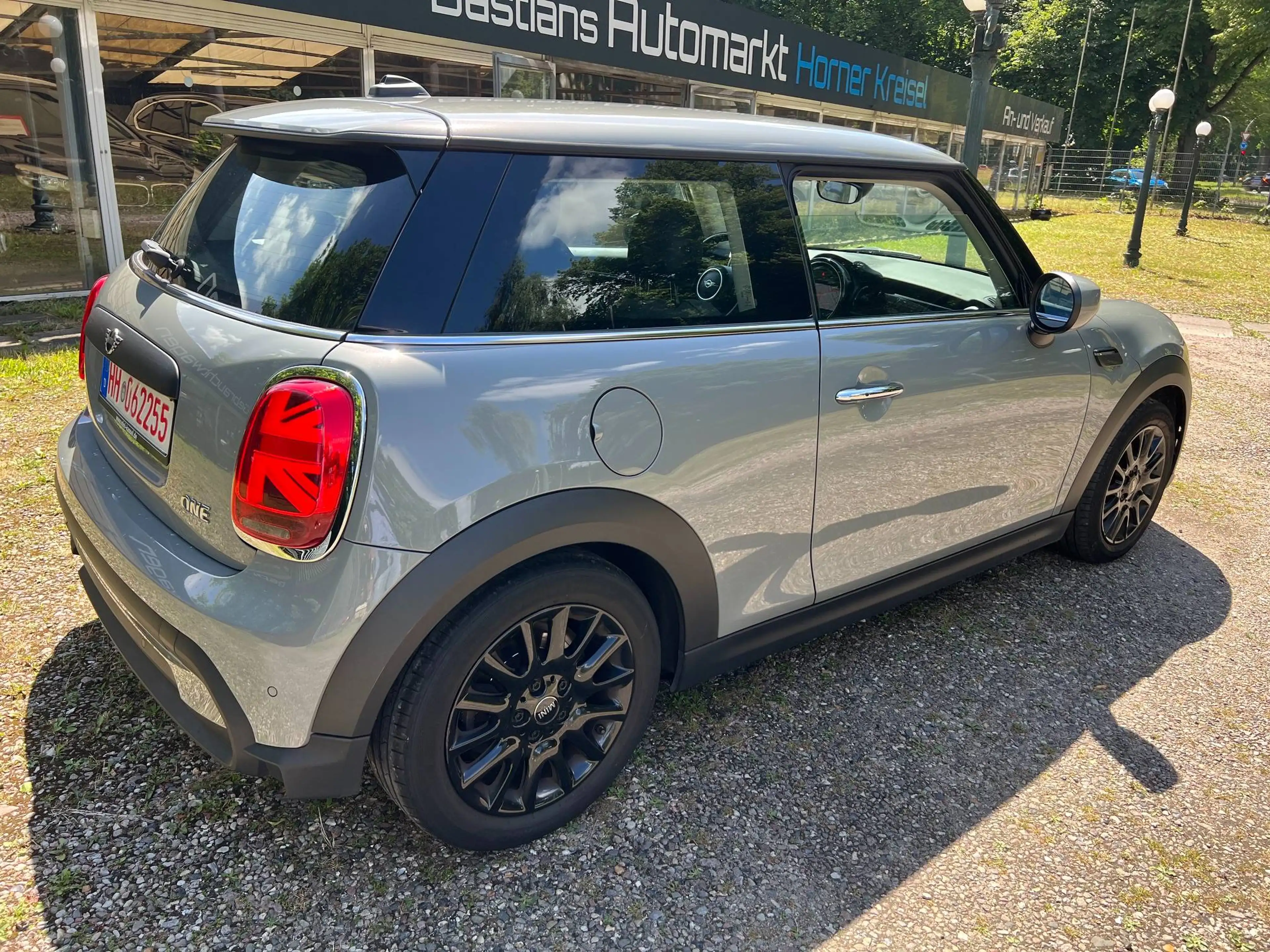 MINI One MINI One Classic Trim/1.Hd/gr.Navi/AppleCP/Teilld/PDC/SH/uvm — photo 2