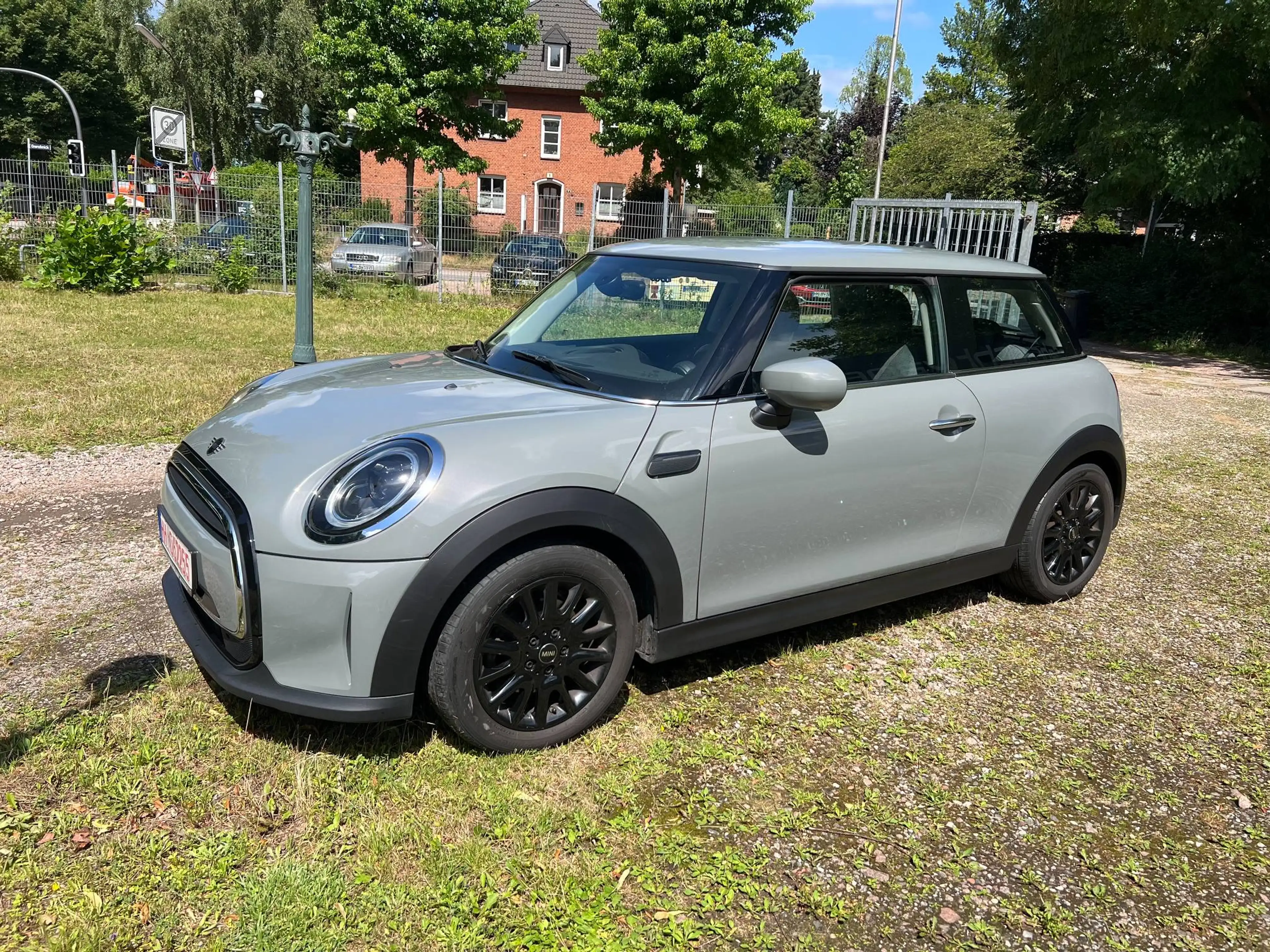 MINI One MINI One Classic Trim/1.Hd/gr.Navi/AppleCP/Teilld/PDC/SH/uvm