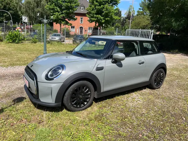 Mini ONE Classic Trim/1.Hd/gr.Navi/AppleCP/Teilld/PDC/SH/uvm