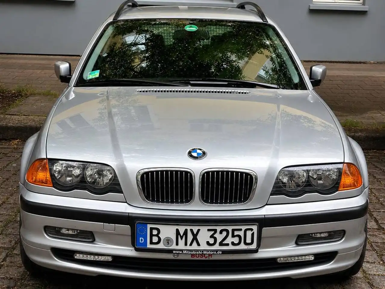 BMW 325i touring, foto 1