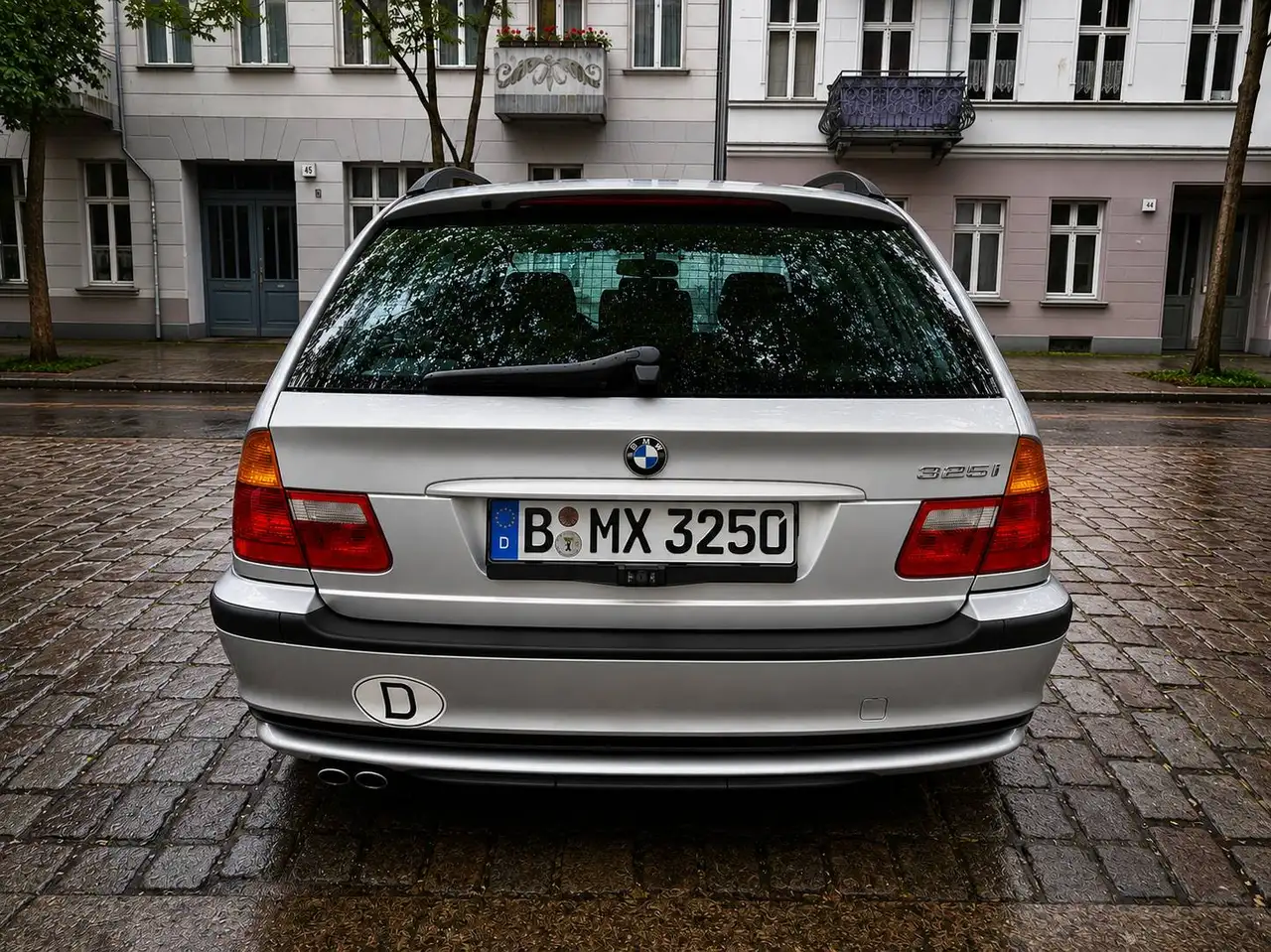 BMW 325i touring, foto 2