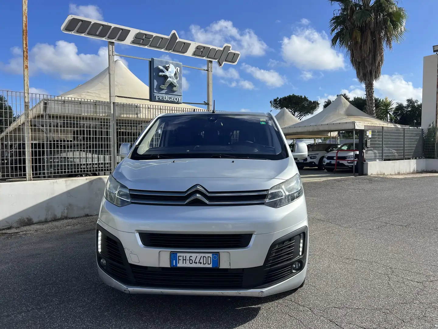 Citroen Spacetourer BLUEHDI 180 EAT6 BUSINESS 9 POSTI Grijs - 2