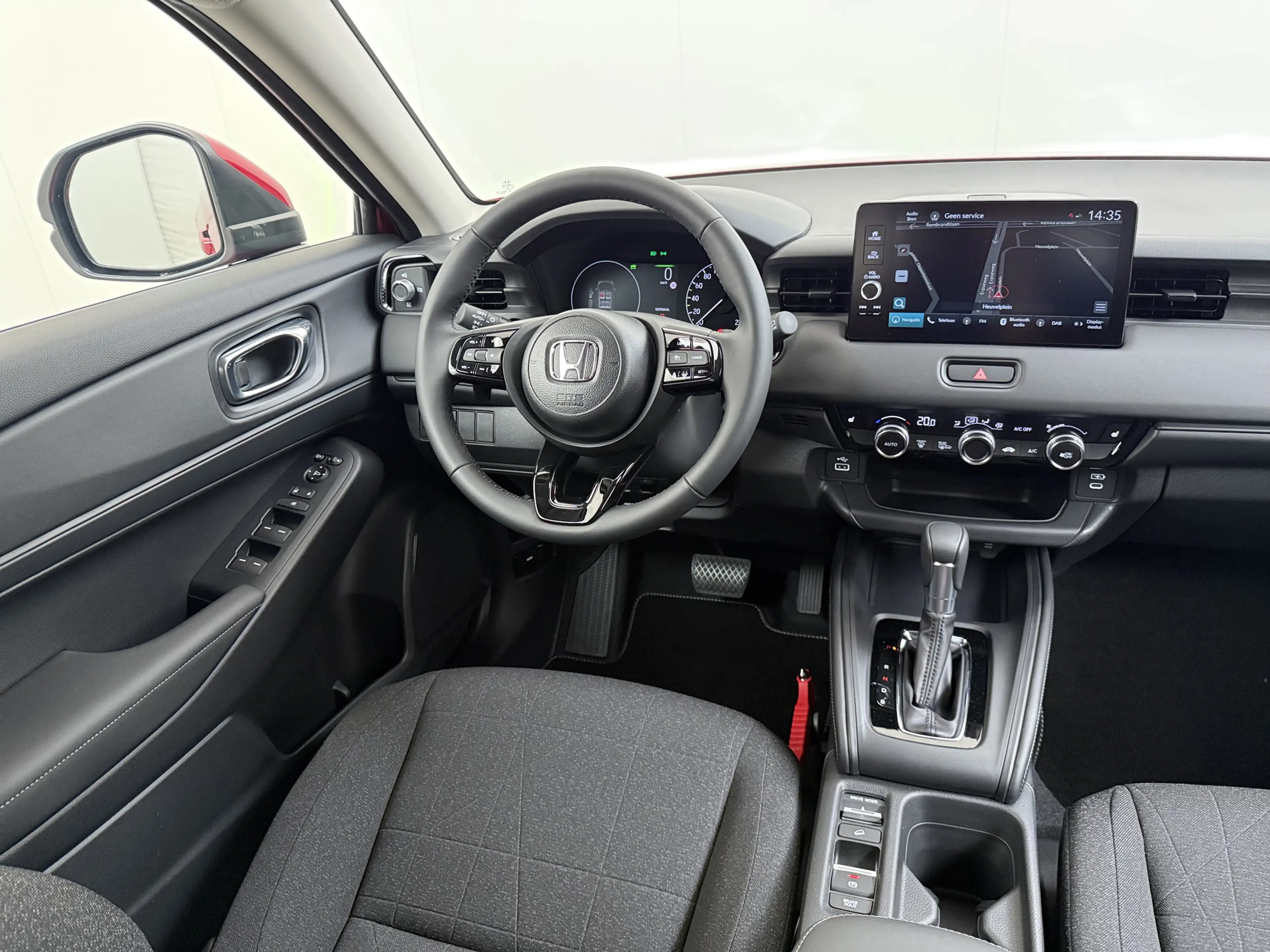 Honda HR-V 1.5 e:HEV i-MMD 131pk CVT Elegance — photo 23