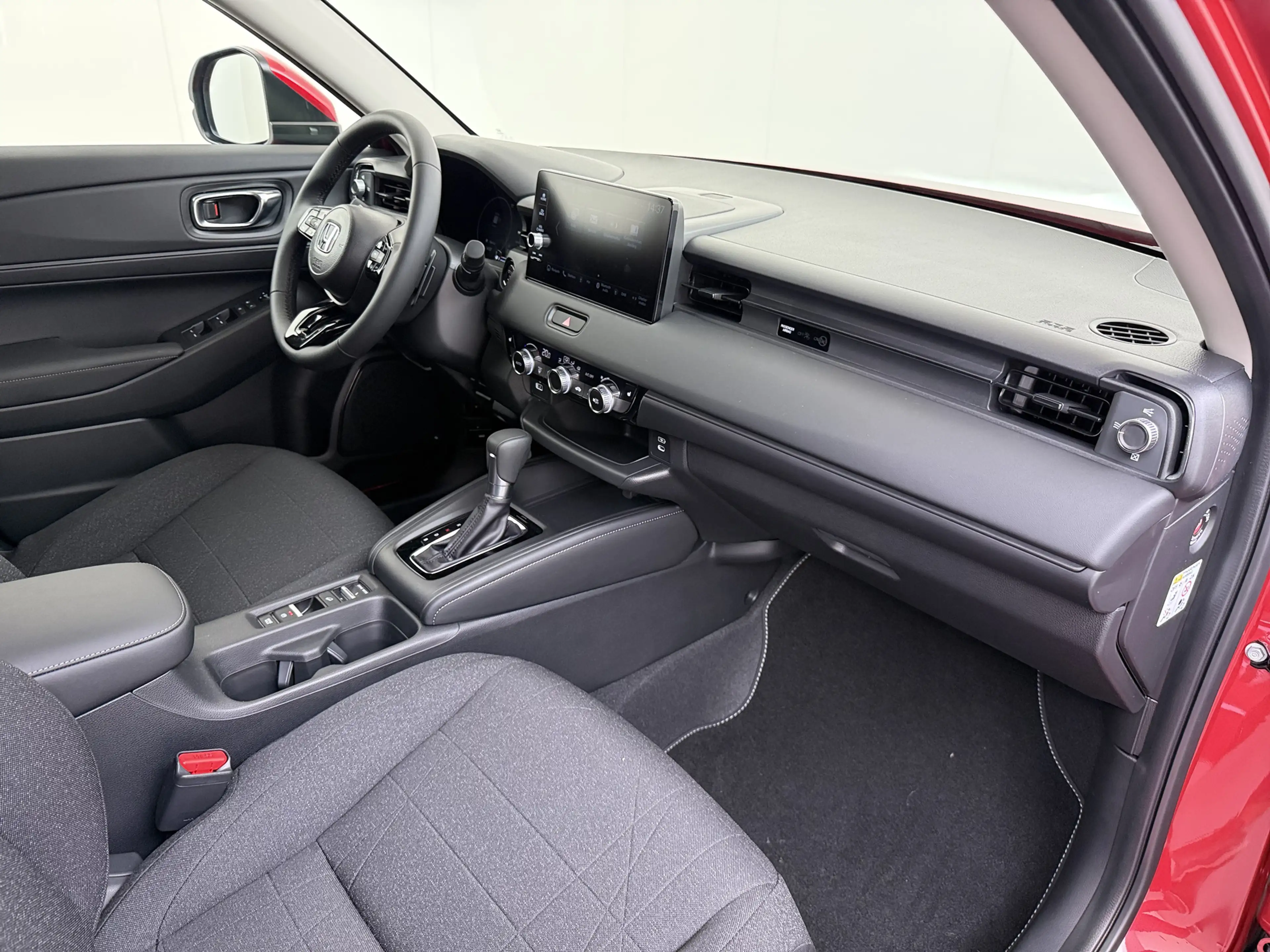 Honda HR-V 1.5 e:HEV i-MMD 131pk CVT Elegance — photo 40