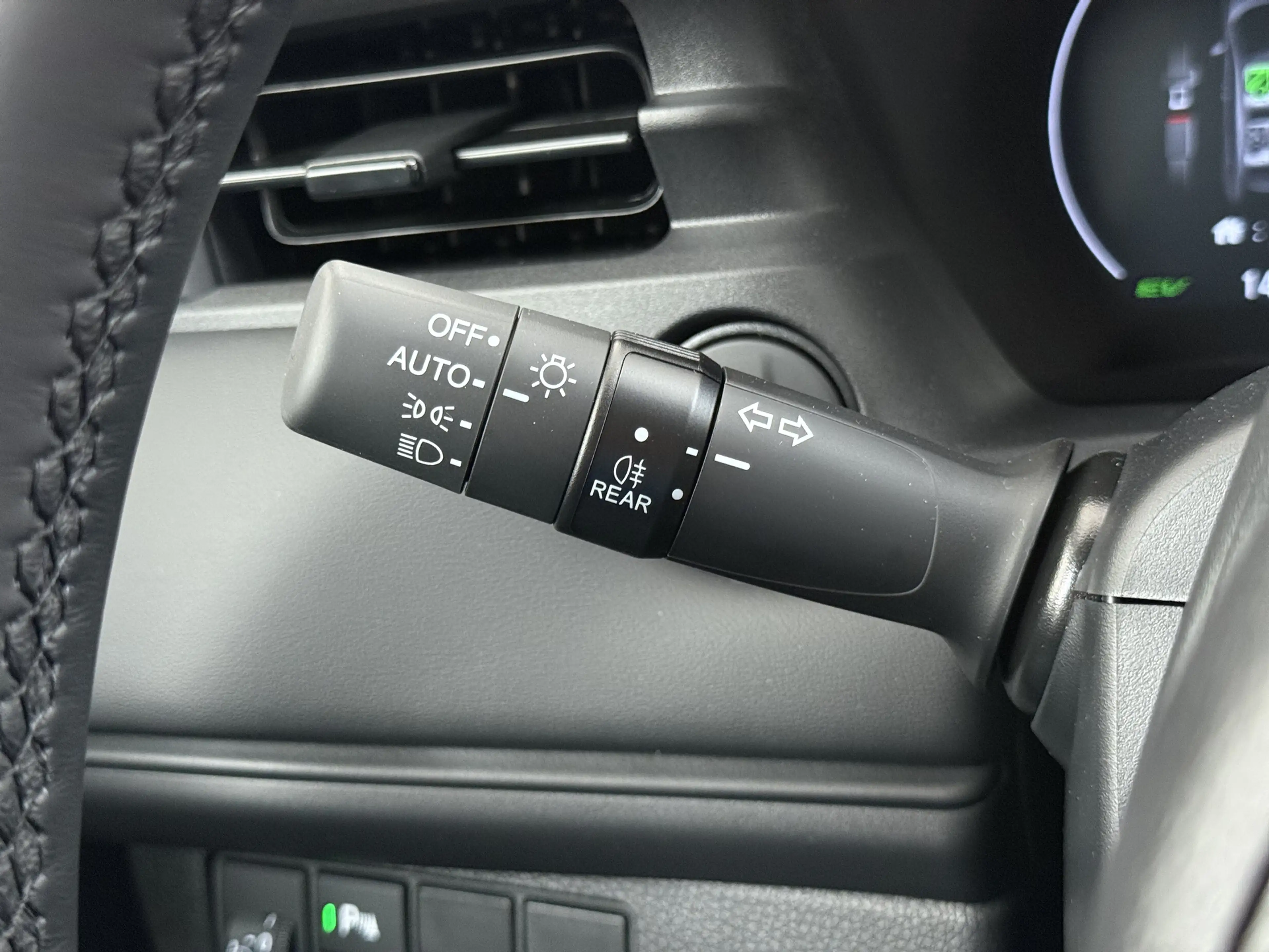 Honda HR-V 1.5 e:HEV i-MMD 131pk CVT Elegance — photo 25