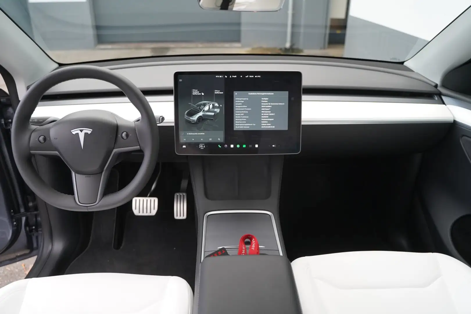 Tesla Model Y Performance *AHK*FSD full self drive* Silver - 2