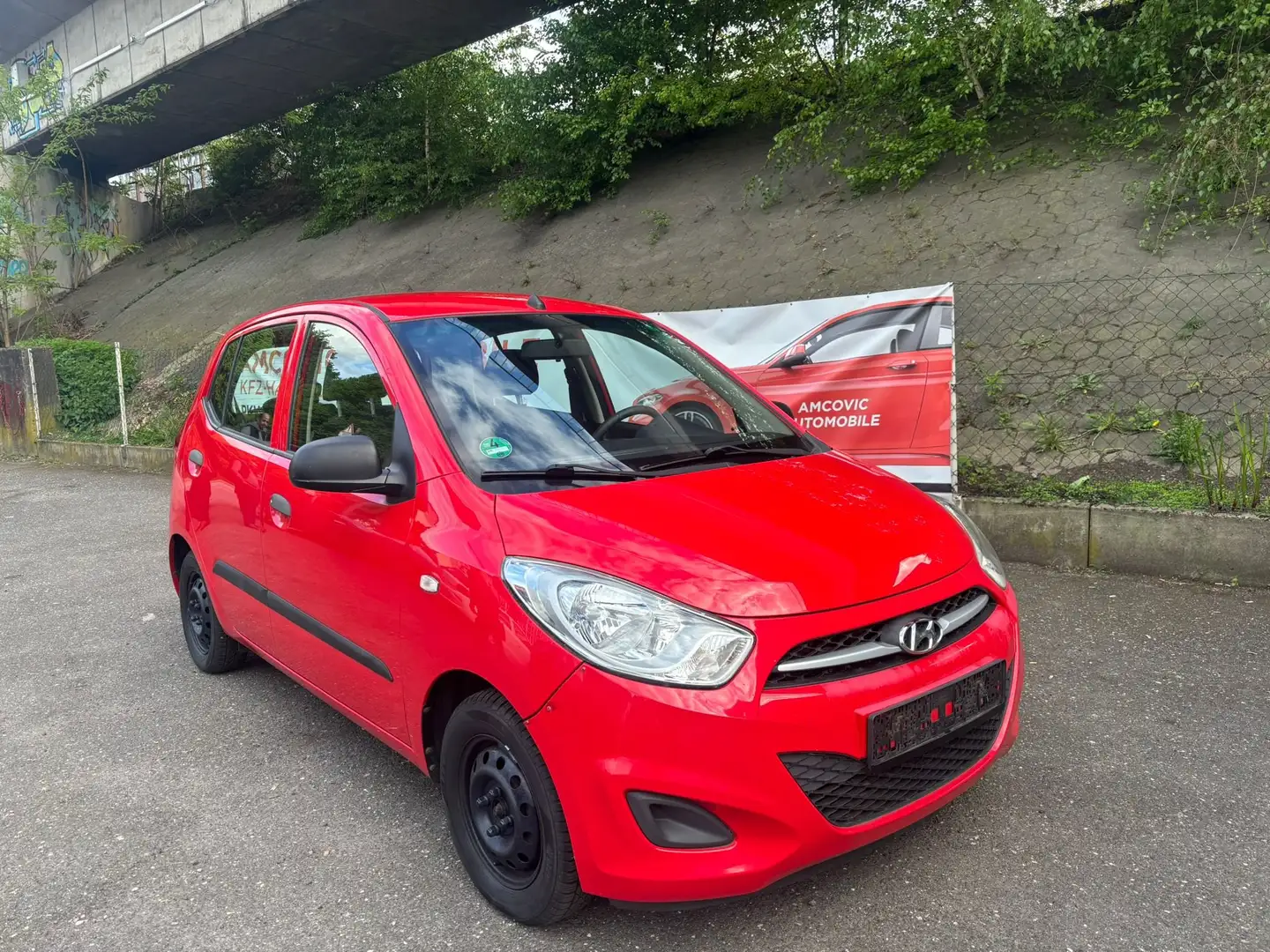 Hyundai i10 1.1 Classic Rot - 1