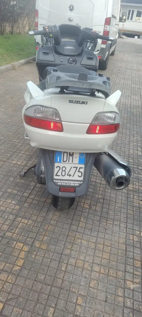 Suzuki Burgman 650 executive ABS Bianco - 2