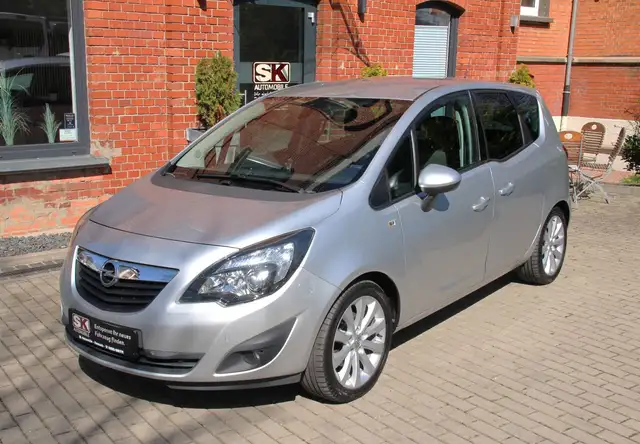 Opel Meriva B Design Edition