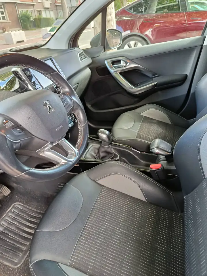 Peugeot 2008 2008 — photo 7