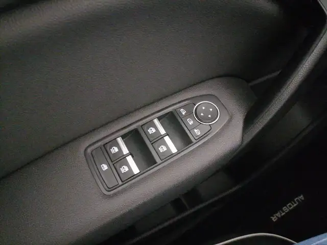 Renault Captur view 24