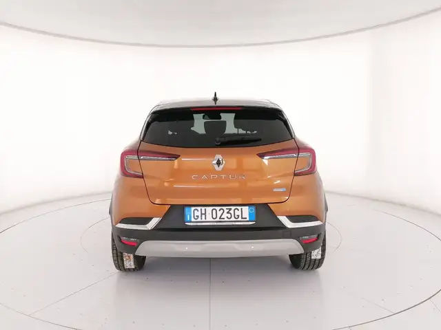 Renault Captur view 4