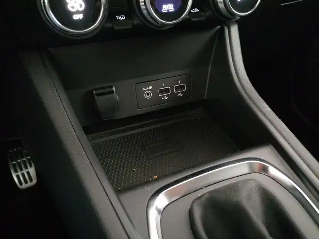 Renault Captur view 18