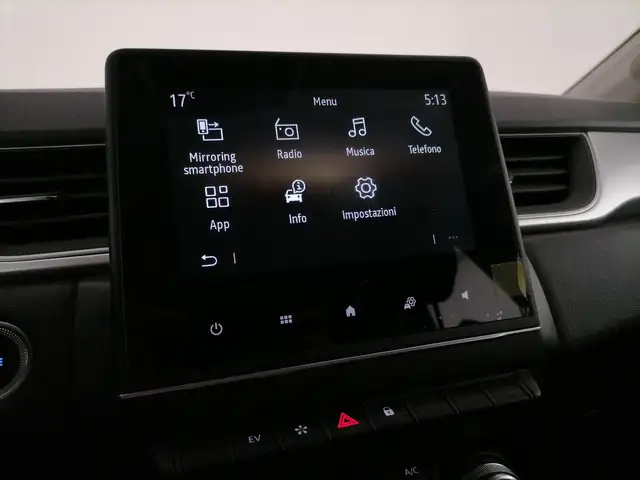 Renault Captur view 17