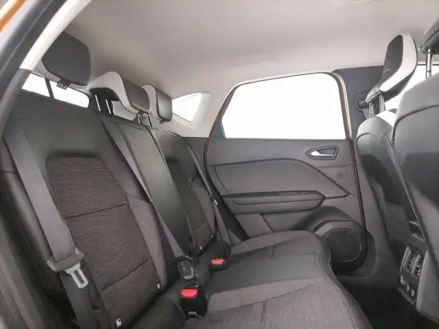 Renault Captur view 8