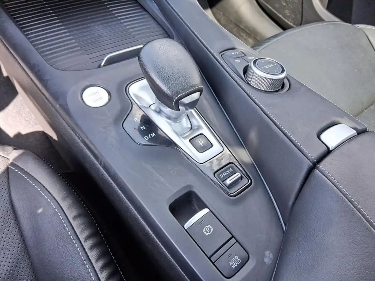 Infiniti QX50 снимка Infiniti QX50