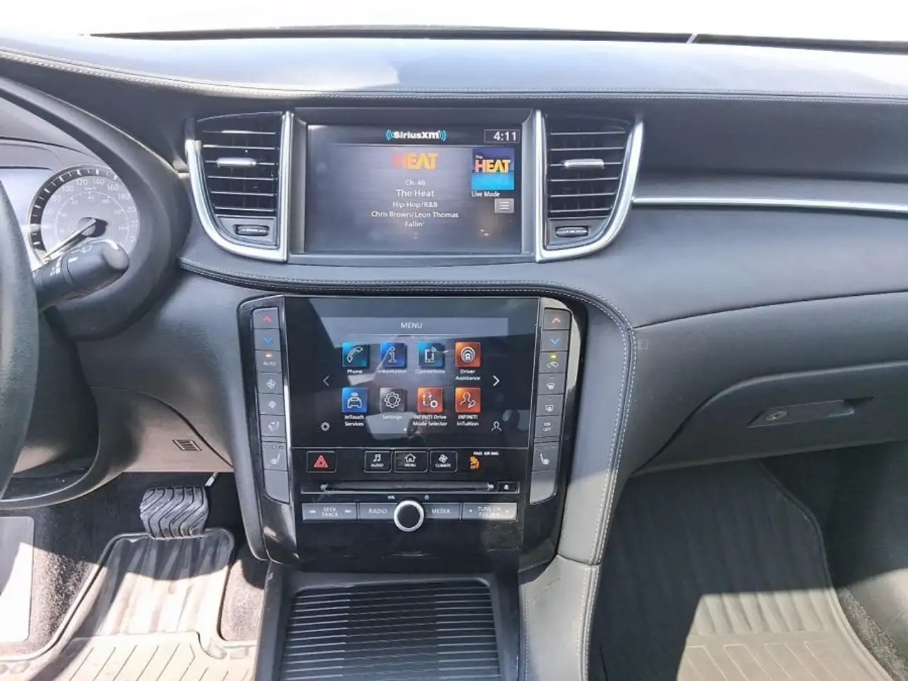 Infiniti QX50 снимка Infiniti QX50