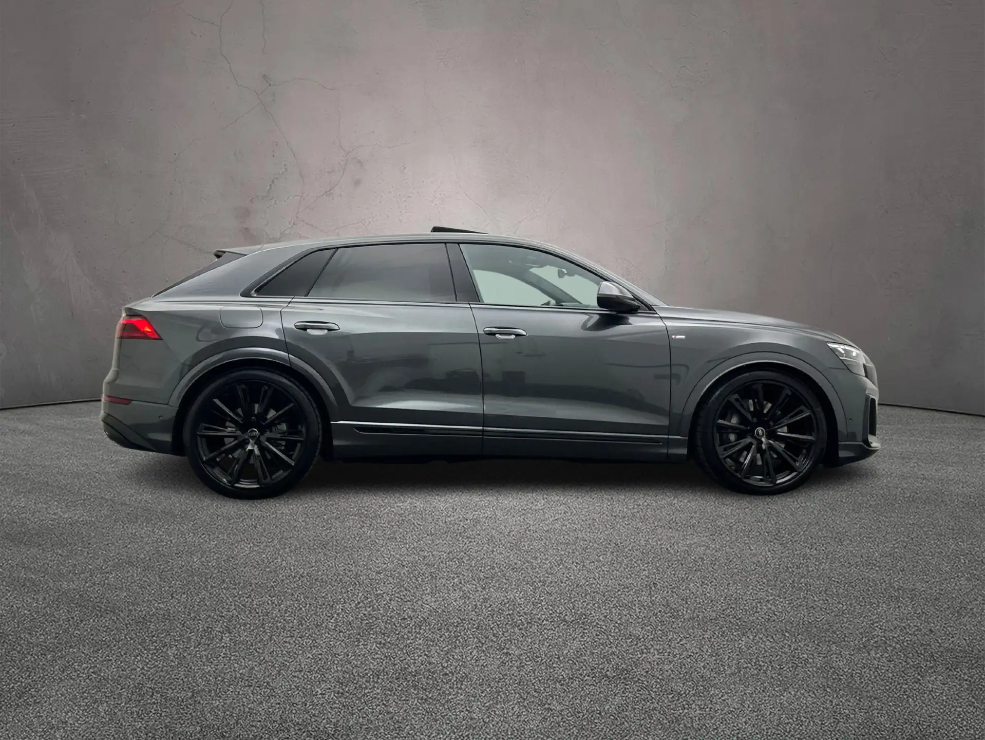 아우디 Audi Q8 TFSI 2026 회색 사진 6