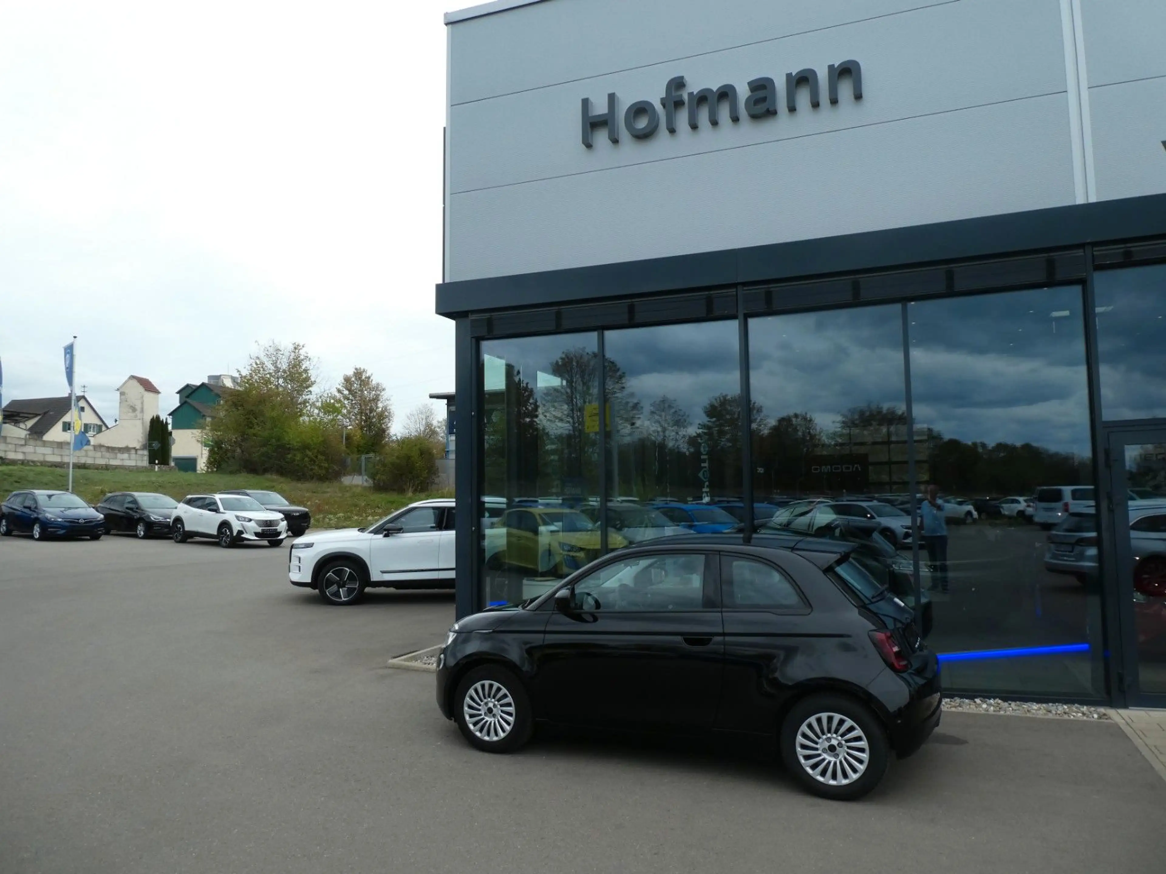 Fiat 500e 500 e Basis Klima, SHZ, PDC, Kamera — photo 3