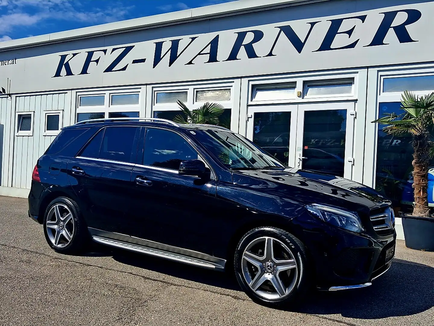 Mercedes-Benz GLE 350 d 4Matic Aut. Schwarz - 1
