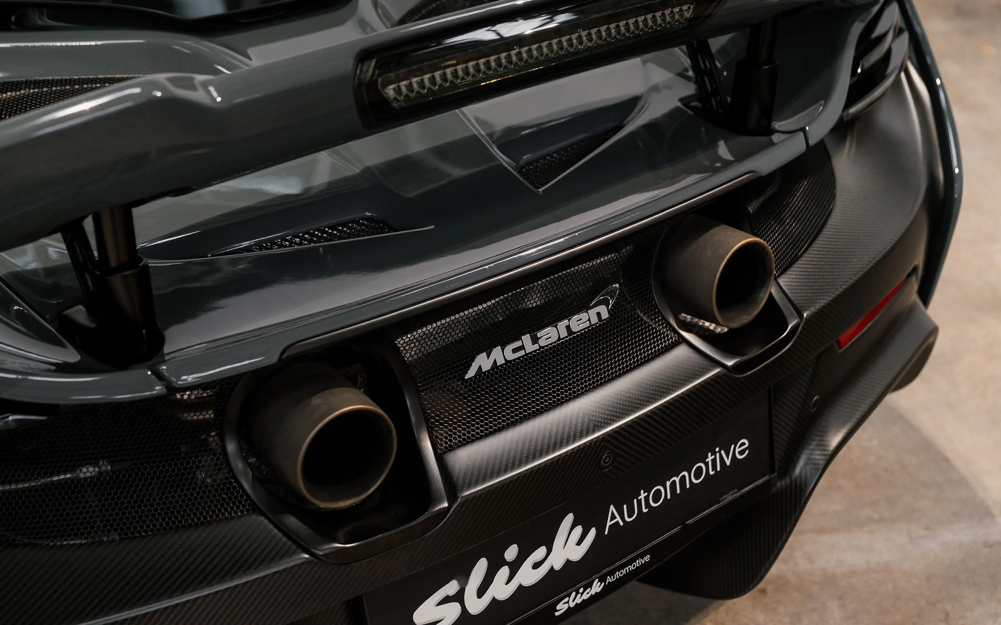 McLaren 675LT 1 of 500 / Lift / Carbon — photo 10