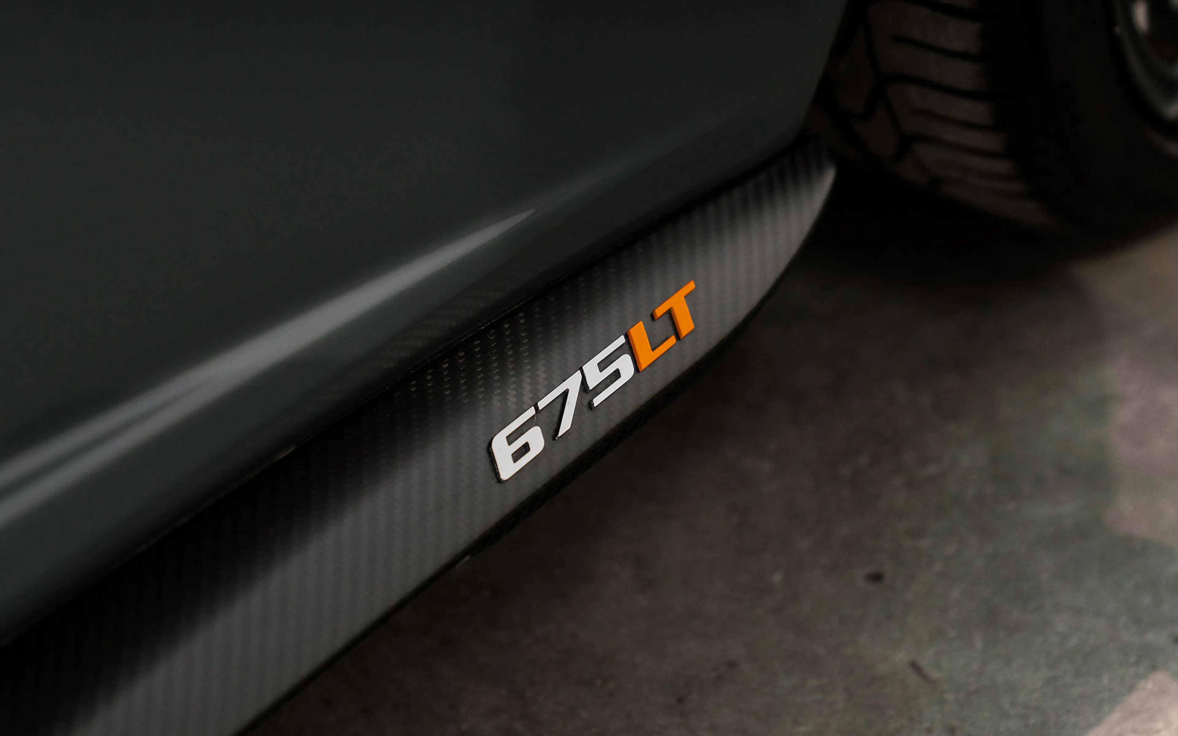 McLaren 675LT 1 of 500 / Lift / Carbon — photo 12