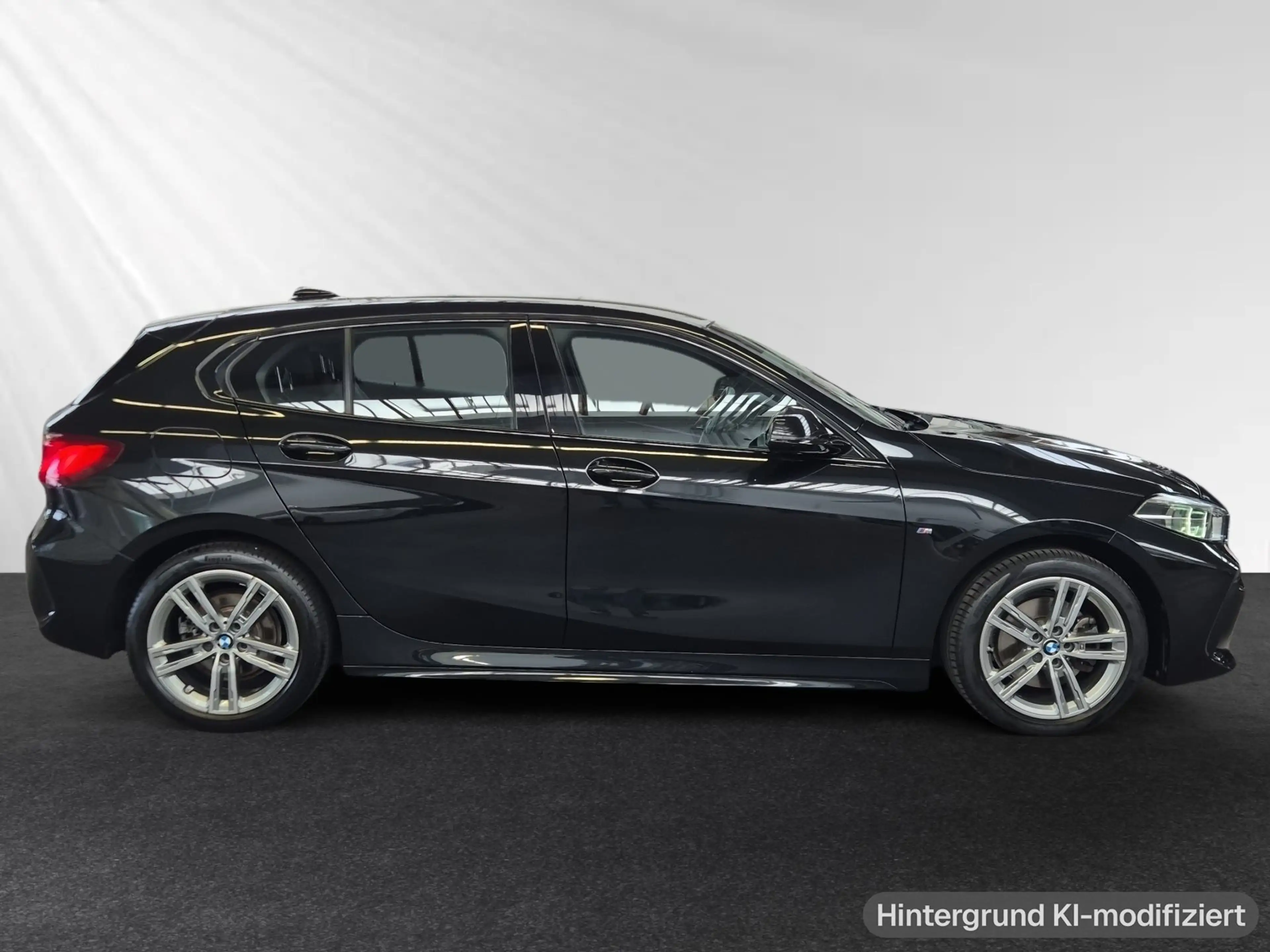 BMW 118 i M Sport|Aut.|LCProf.|LED|PDC — photo 2
