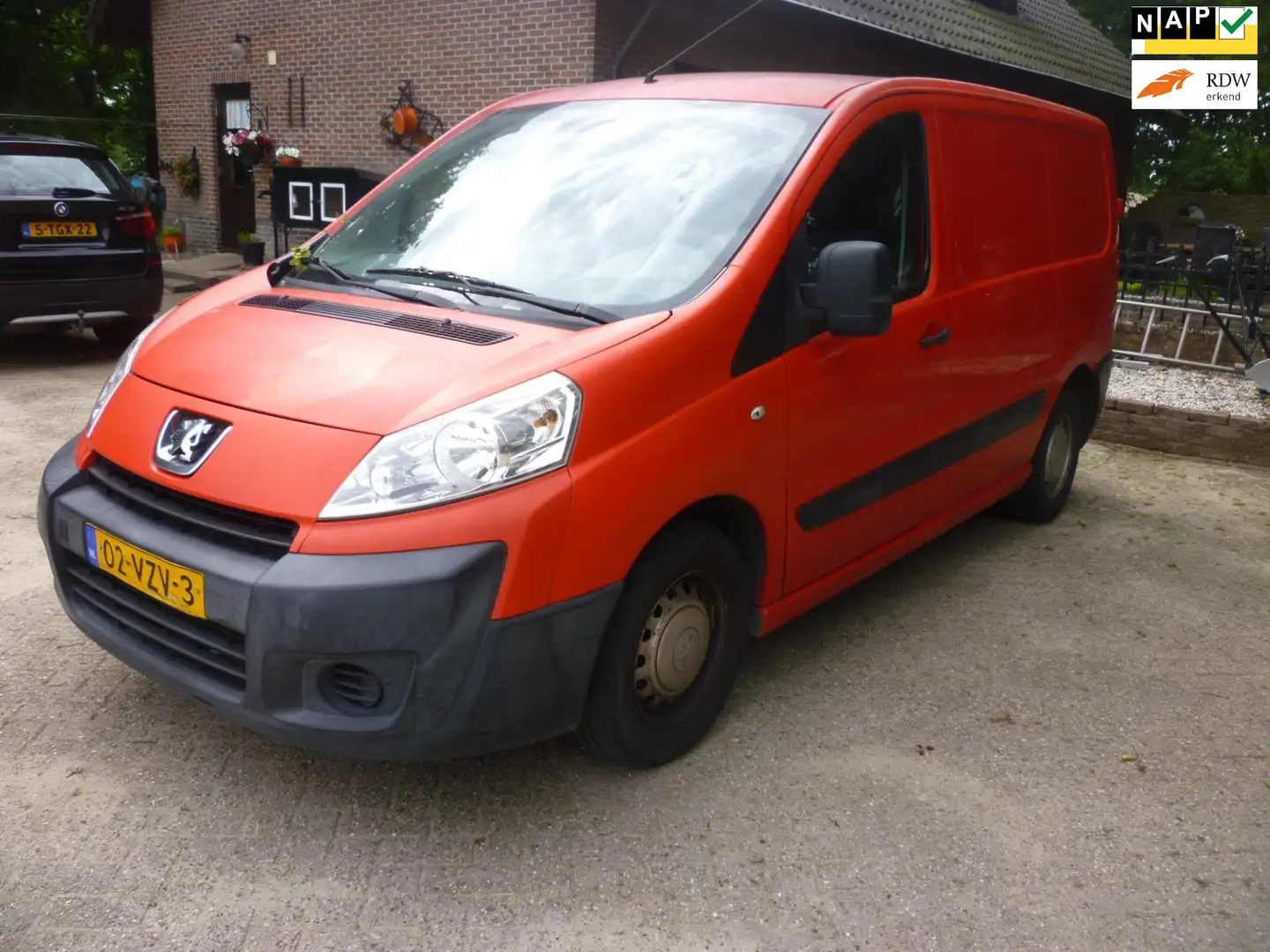 Peugeot Expert 227 1.6 HDI L1H1 Profit+ Rouge - 1