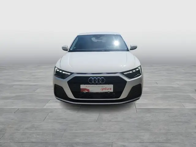 Audi A1 view 2